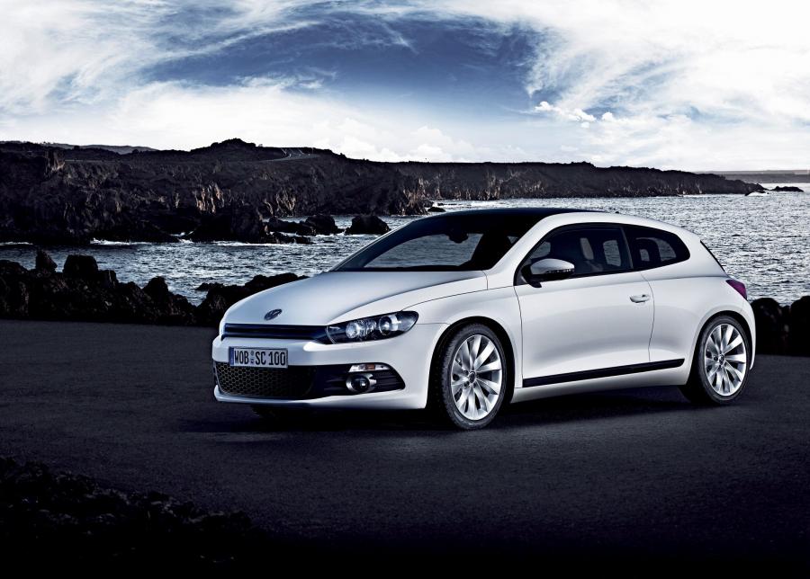  Volkswagen Scirocco 2008 года  (фото 24 из 143)